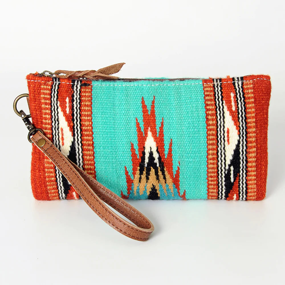 Hutton Saddle Blanket Wristlet