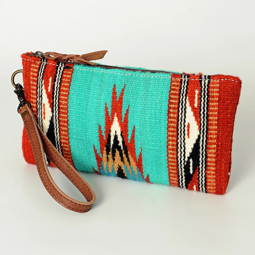 Hutton Saddle Blanket Wristlet