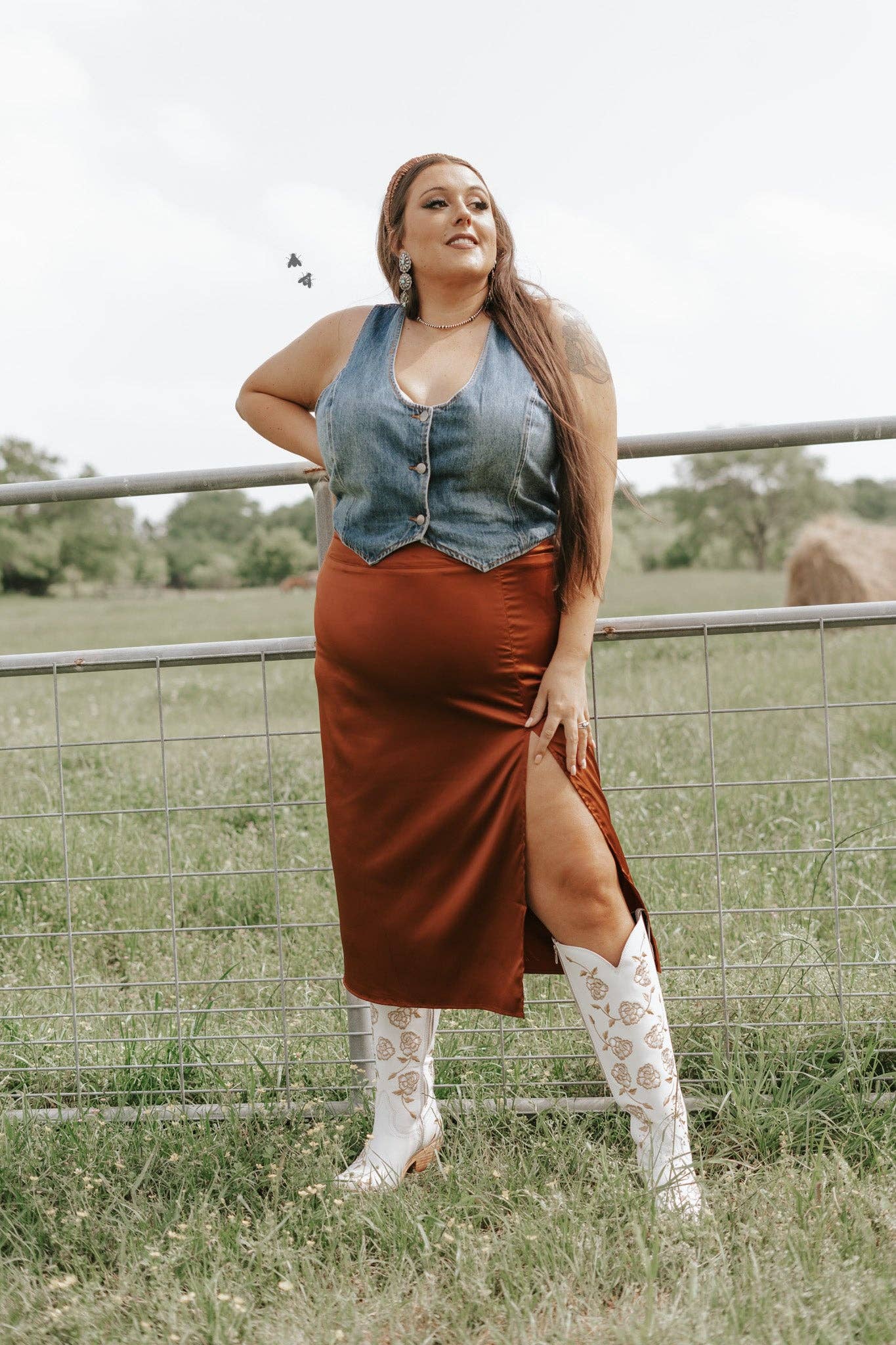 Slitastic Skirt, Saddle