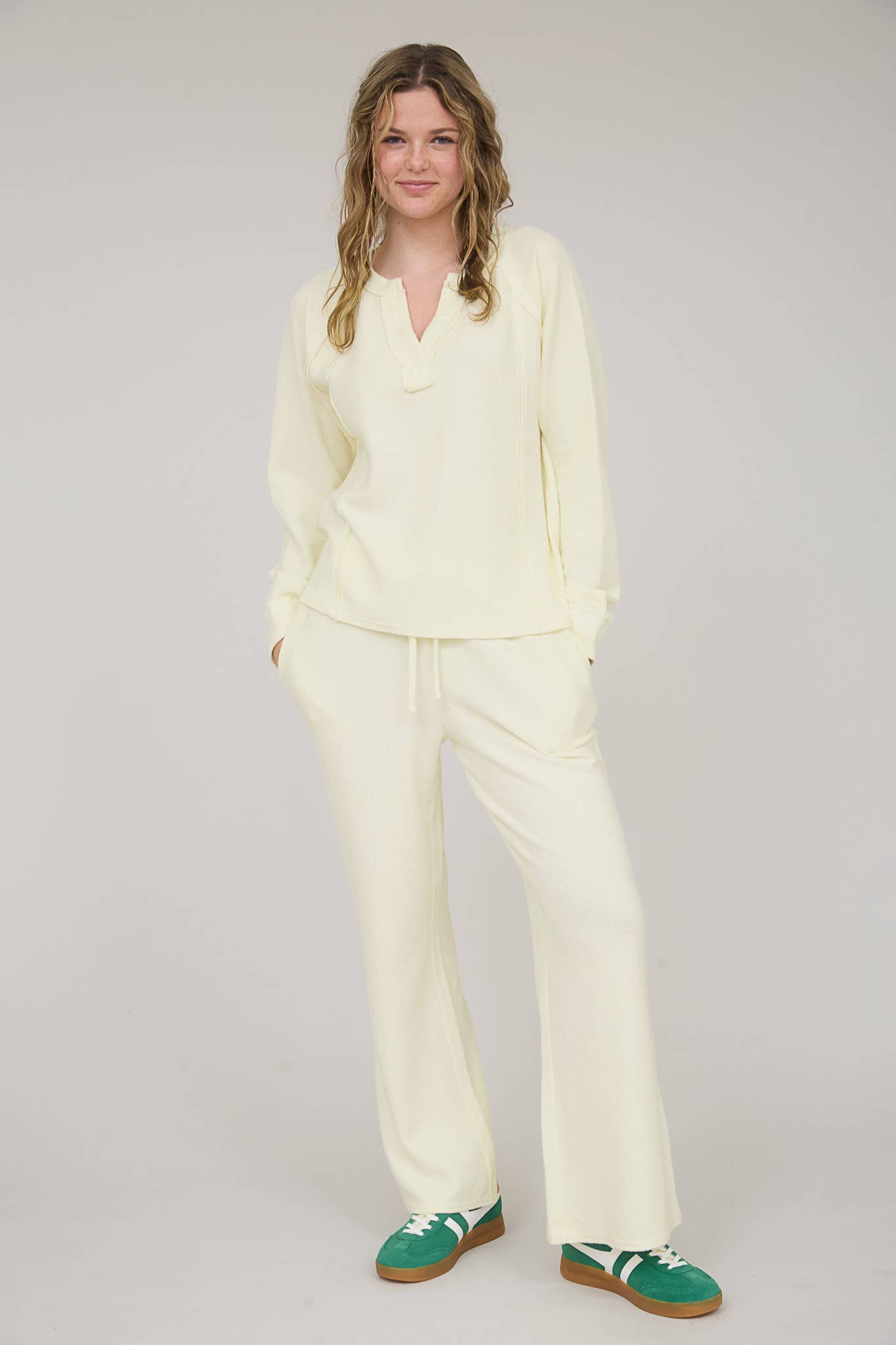 Golden Bluff Henley