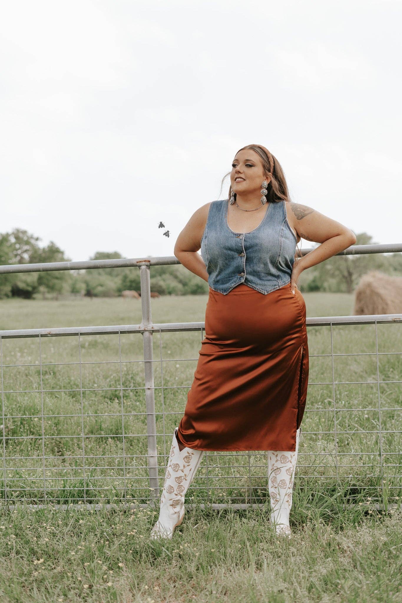 Slitastic Skirt, Saddle