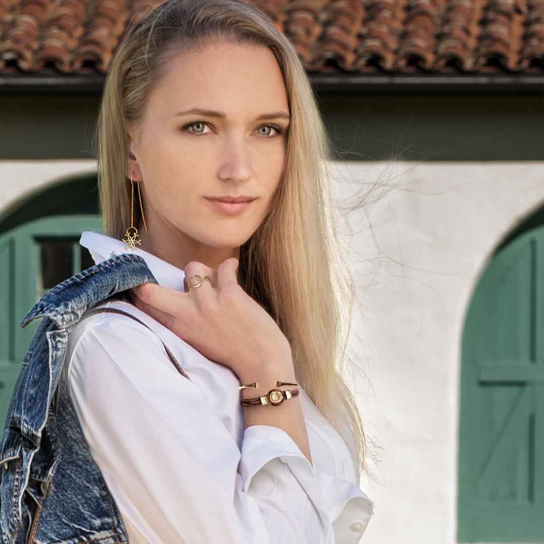 Colton Horseshoe Dome Lock Braided Bracelet, Gold