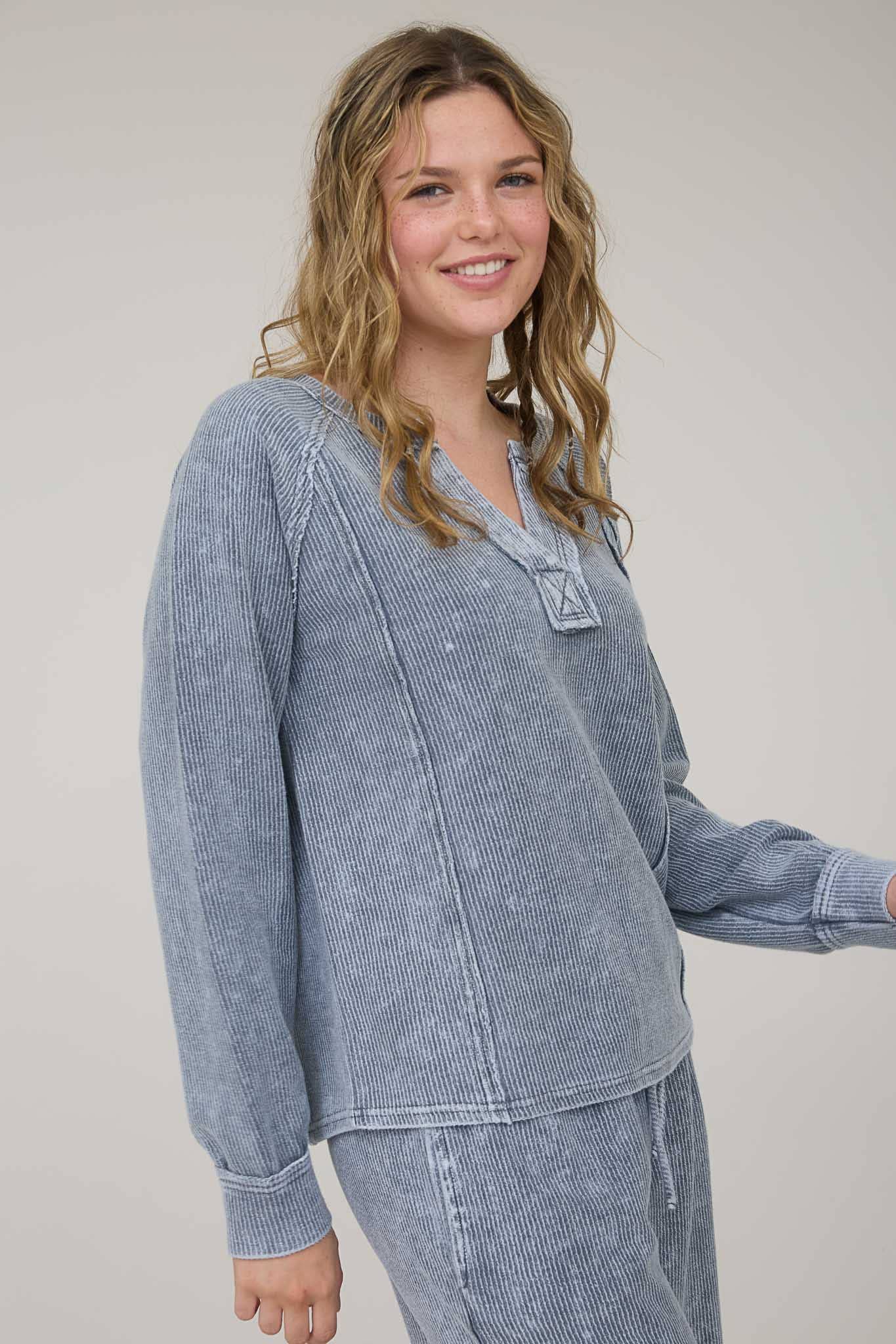 Western Sky Wash Henley