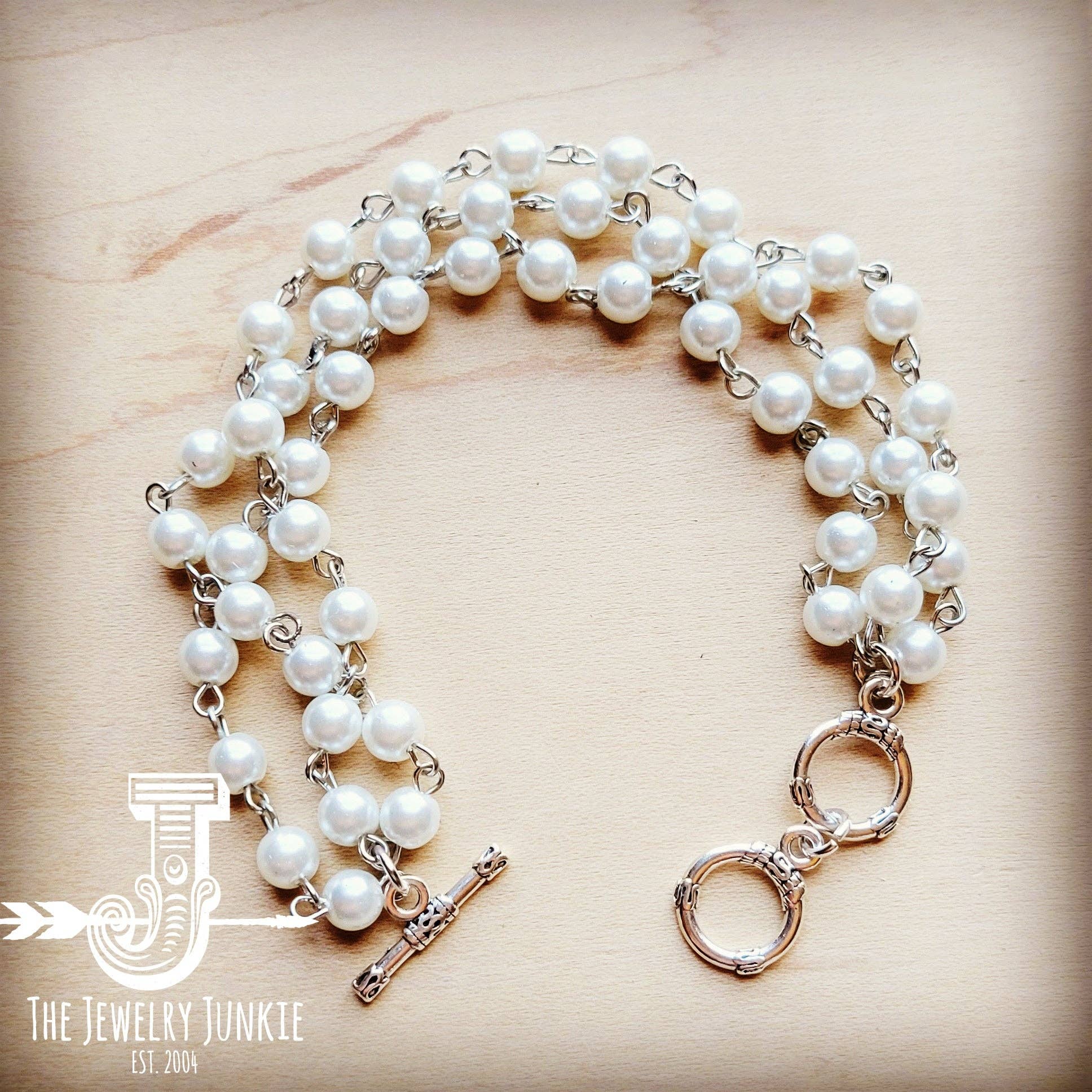 Triple Strand Pearl and Silver Bracelet 806k