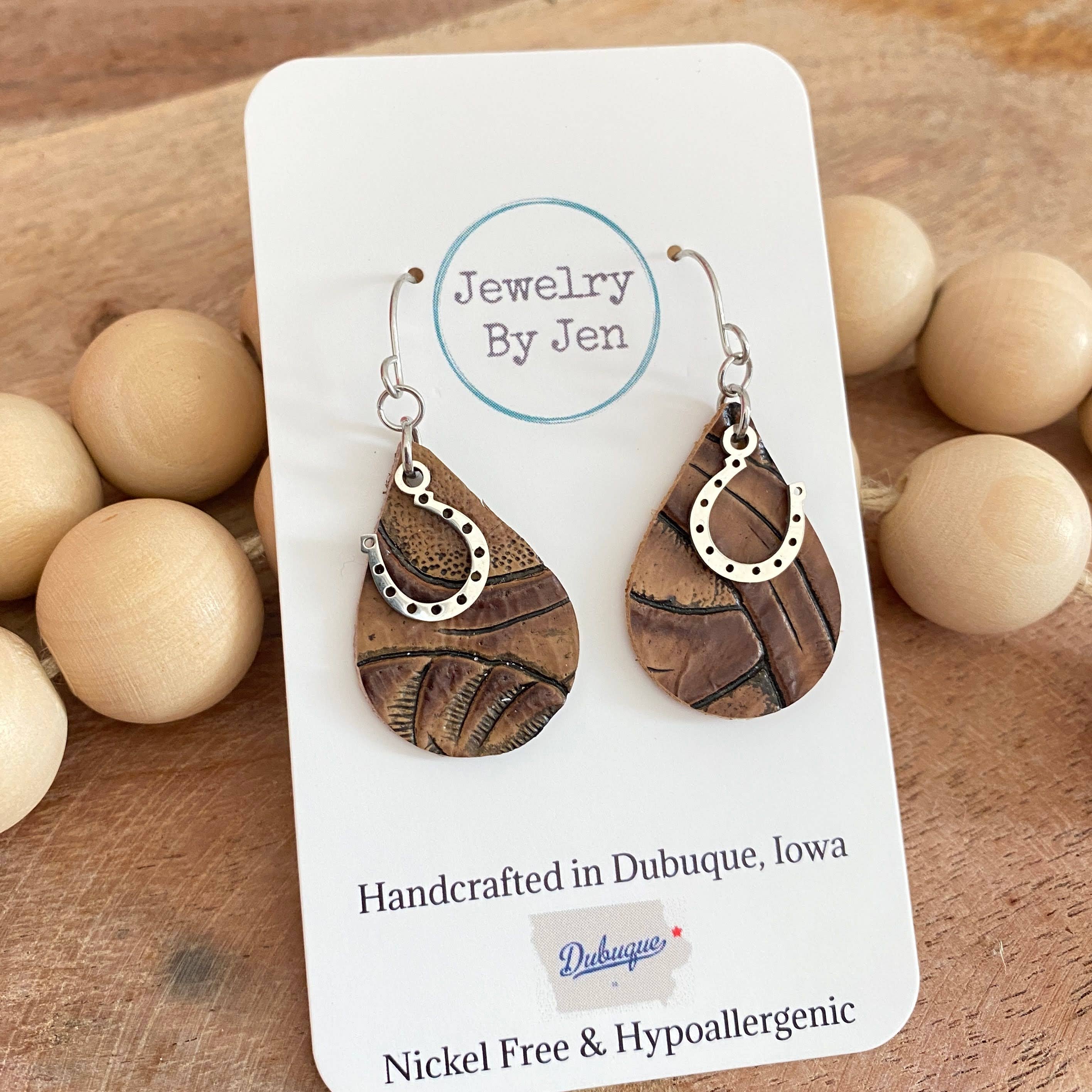 Small Teardrop: Brown Western Tooled w/horseshoe charm