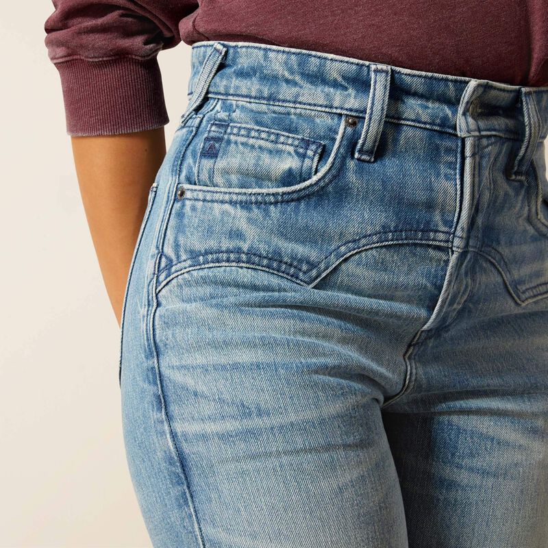 Ariat Ultra High Rise Cheyenne Yoke Tomboy Straight Leg Jean