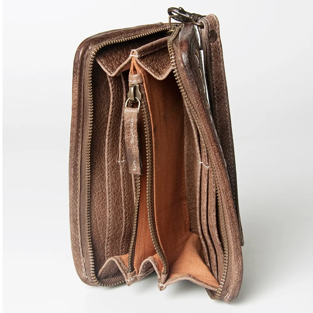 The Juniper Leather Wristlet