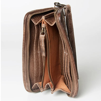 The Juniper Leather Wristlet
