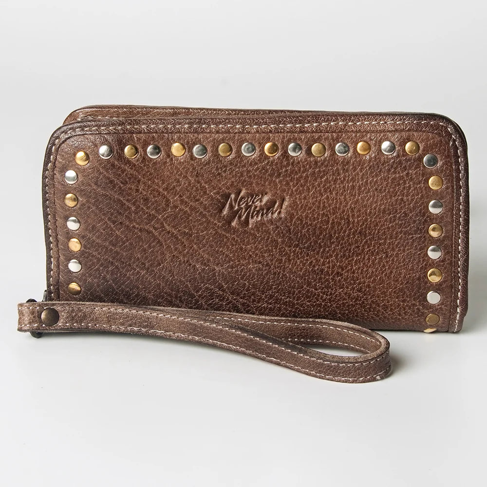 The Juniper Leather Wristlet