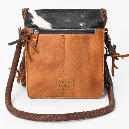 The Annie Oakley Messenger