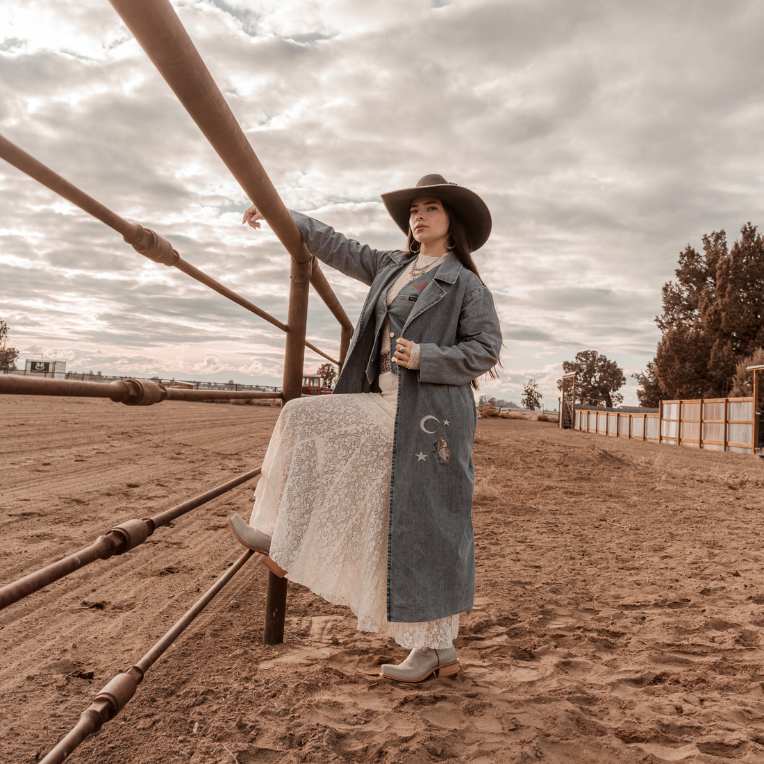 Ecru Fields Lace Skirt