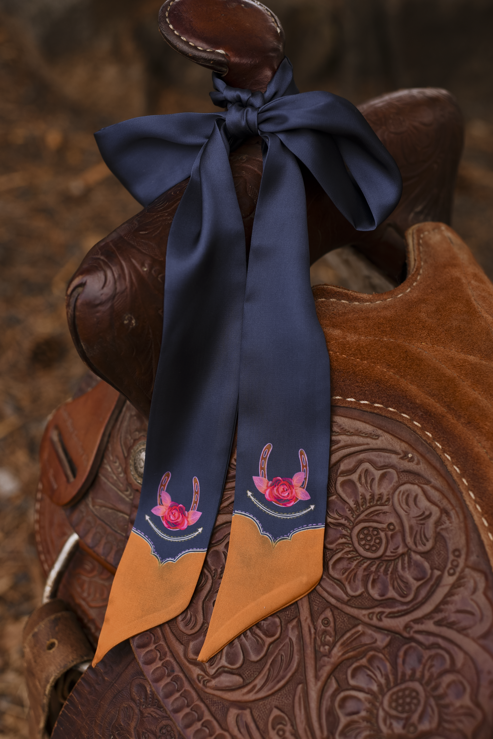 Rodeo Rose Cowgirl Twilly – Midnight Blue