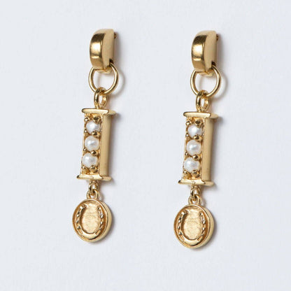 Prism - Linea Pearl Equestrian Earring