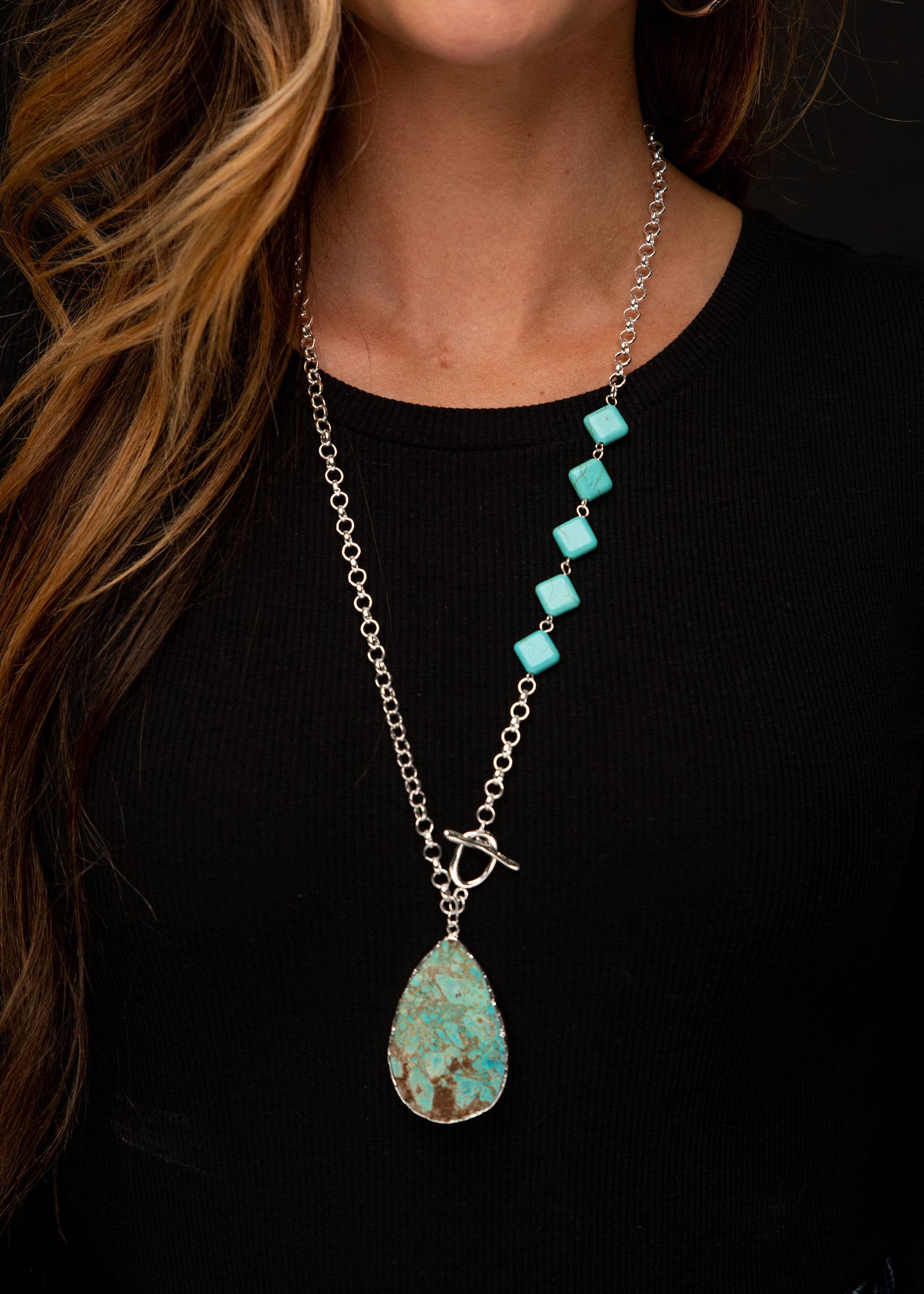 Turquoise Stone Pendant Silver Chain Necklace