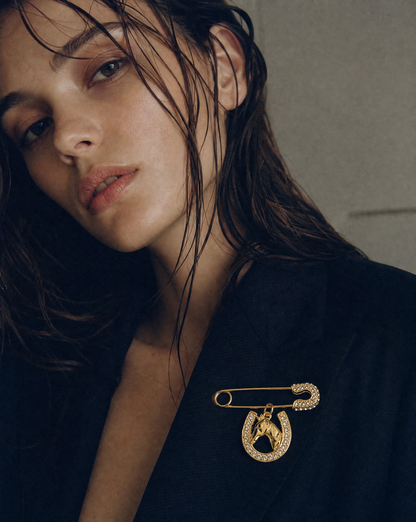 The Golden Rein Pin