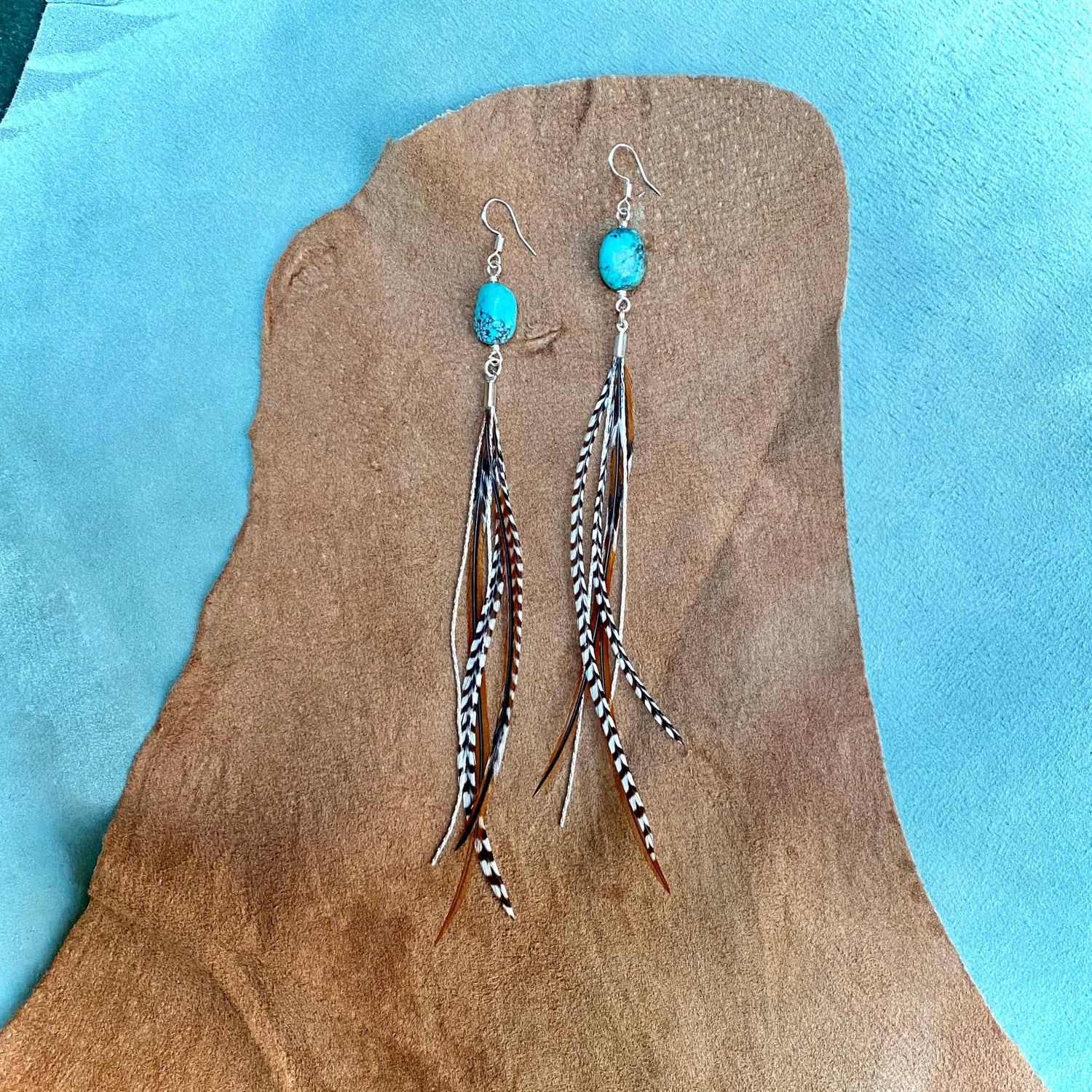Turquoise &amp; Mini Feather Earrings - Grizzly &amp; Fawn/Silver: Grizzly &amp; Fawn / Silver