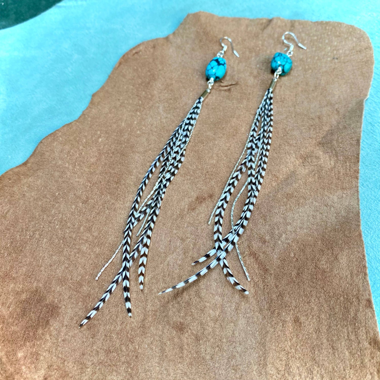 Turquoise &amp; Mini Feather Earrings - Grizzly/Silver, Western: Grizzly / Silver