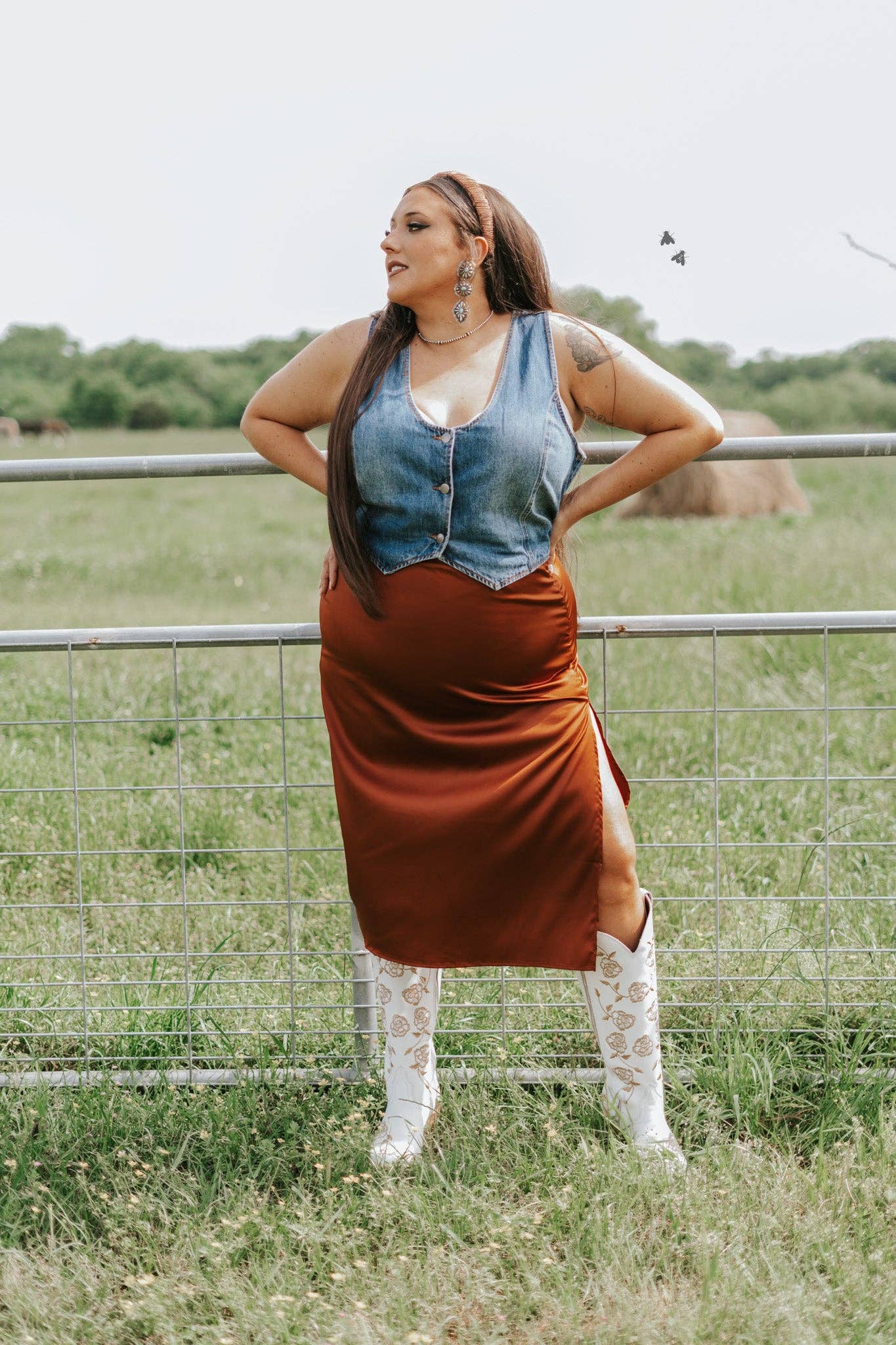 Slitastic Skirt, Saddle