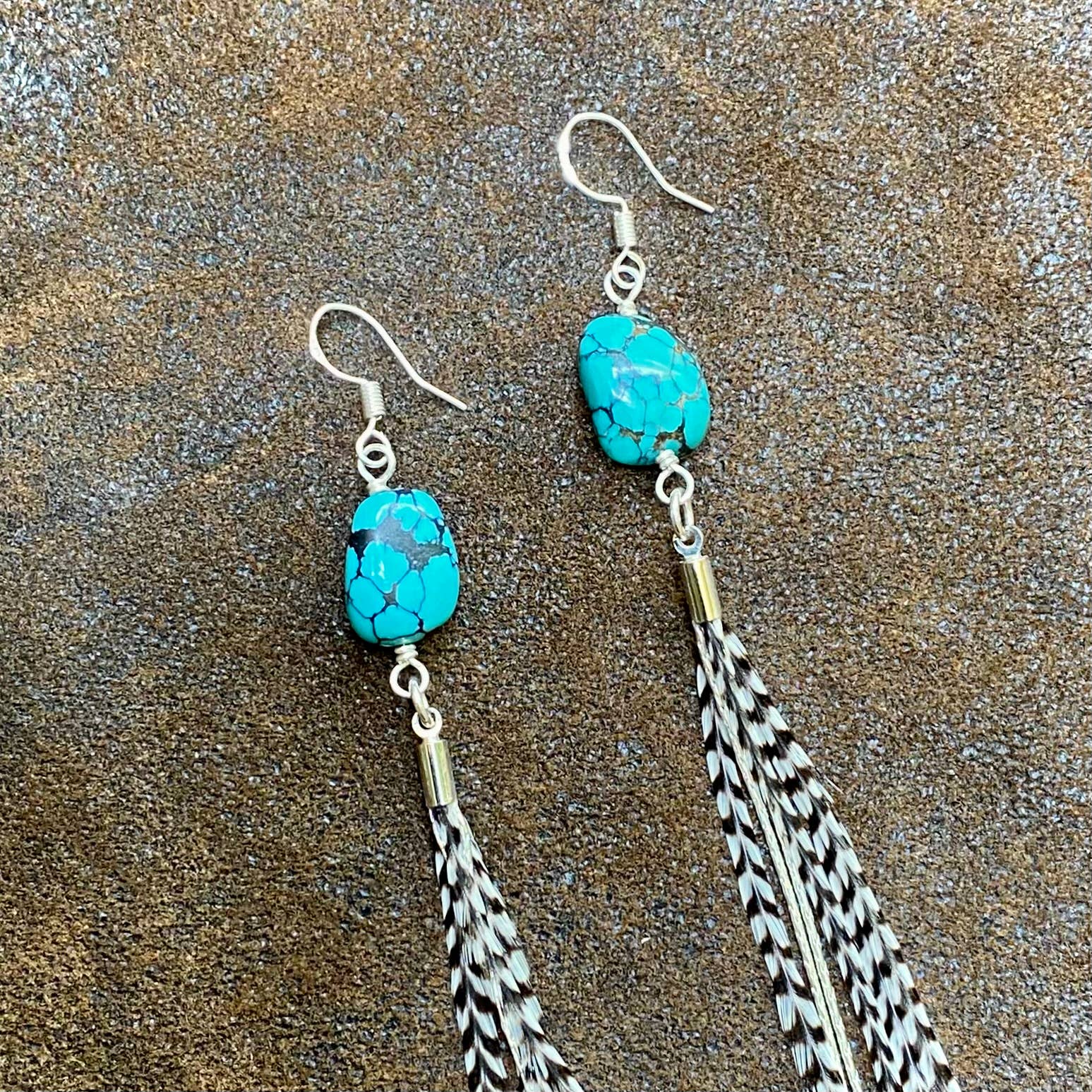 Turquoise &amp; Mini Feather Earrings - Grizzly/Silver, Western: Grizzly / Silver