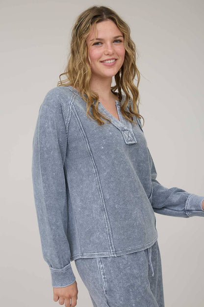 Western Sky Wash Henley