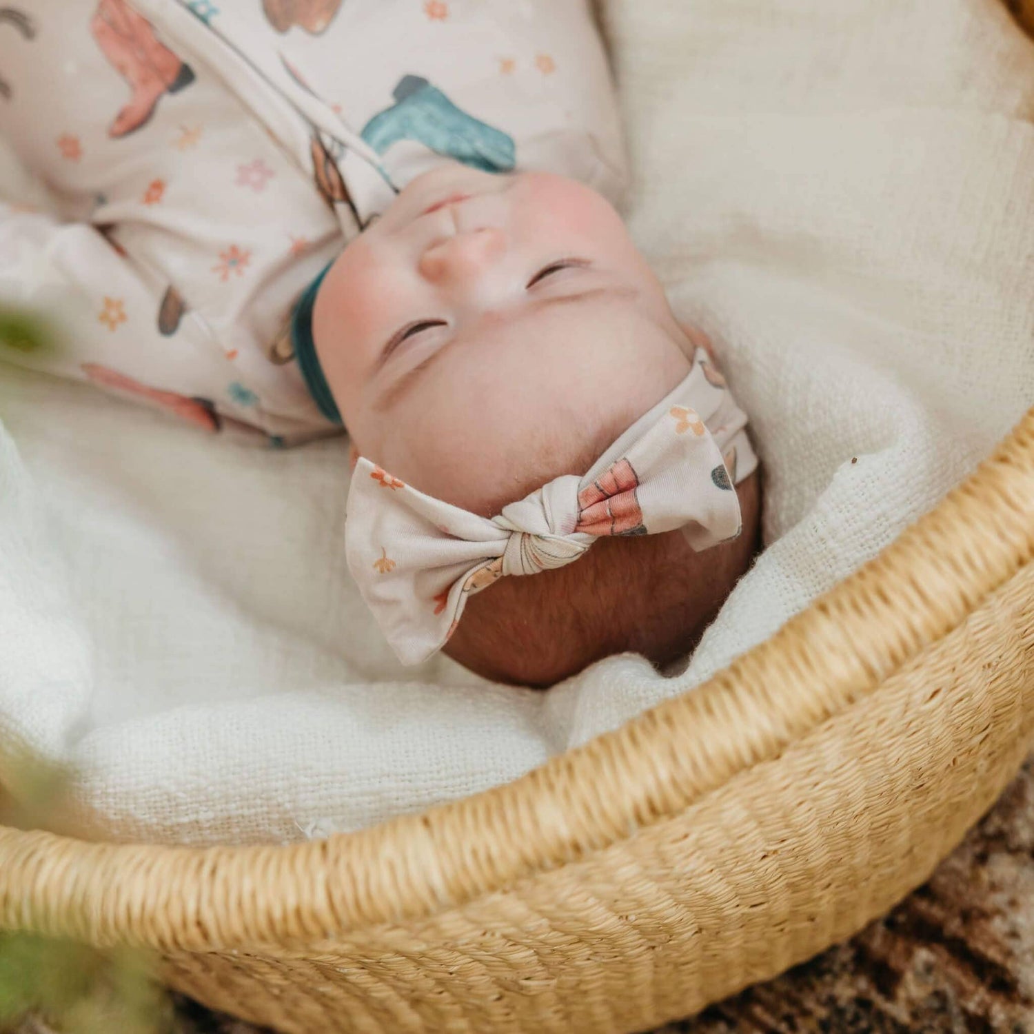 Cheyenne Knit Headband Bow
