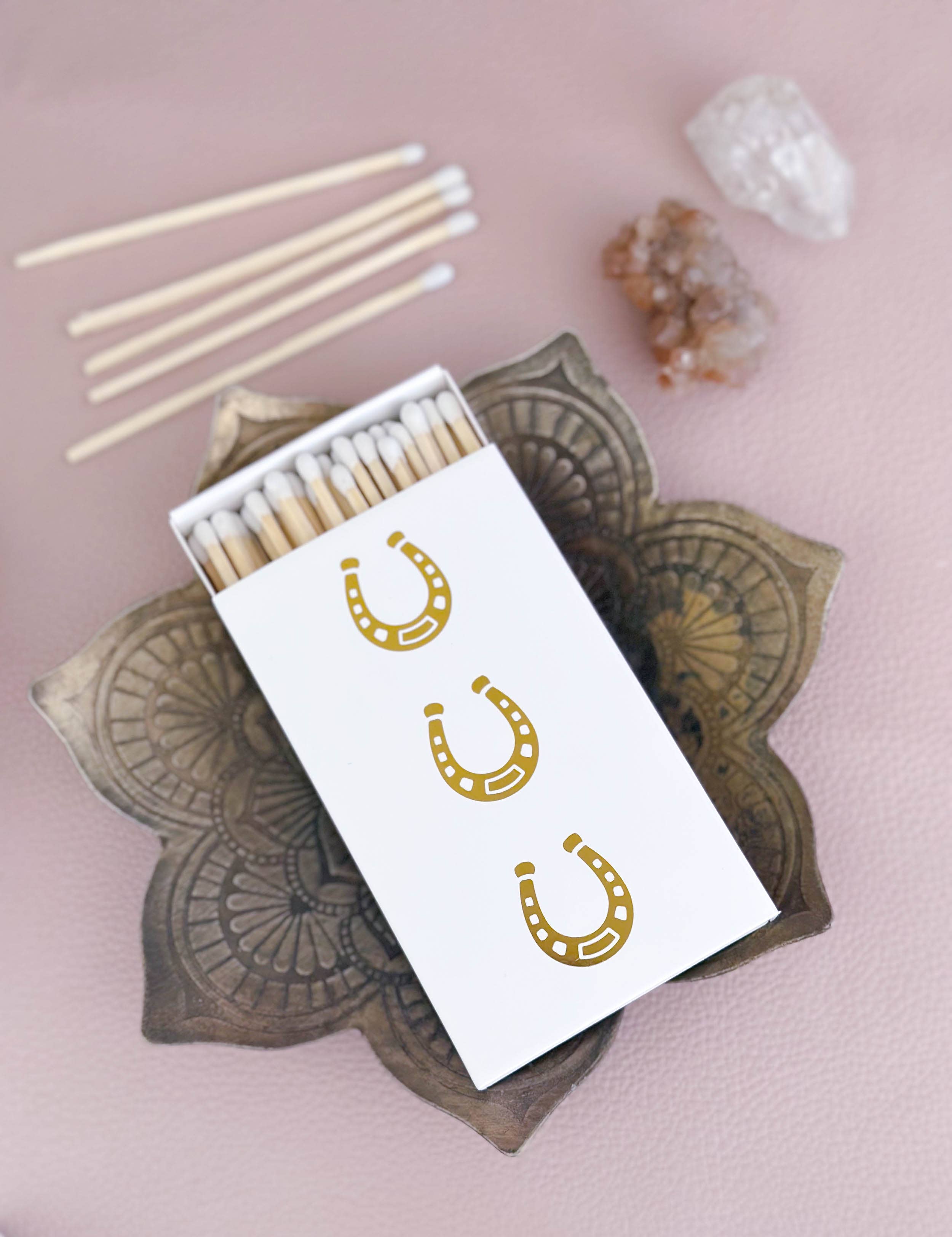 Oversized Horseshoe Matches with Gold Foil: Black