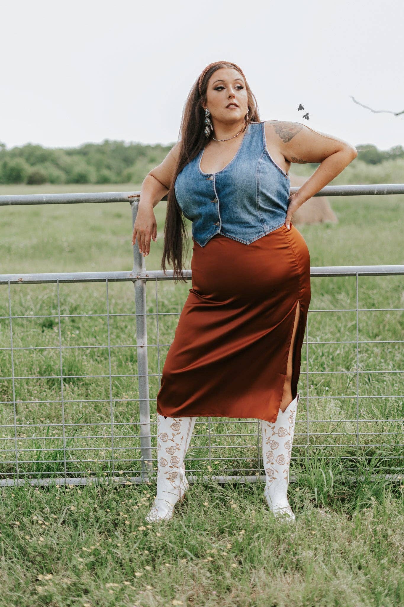 Slitastic Skirt, Saddle