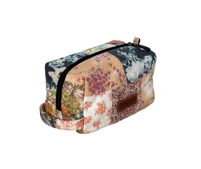 Freida Creek Blossoms Make-Up Kit