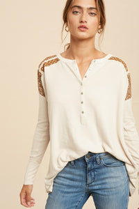 Contrasted Henley Top