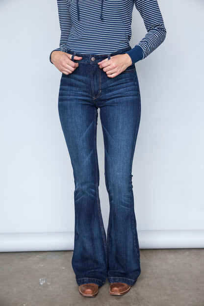 Kimes Ranch Women&