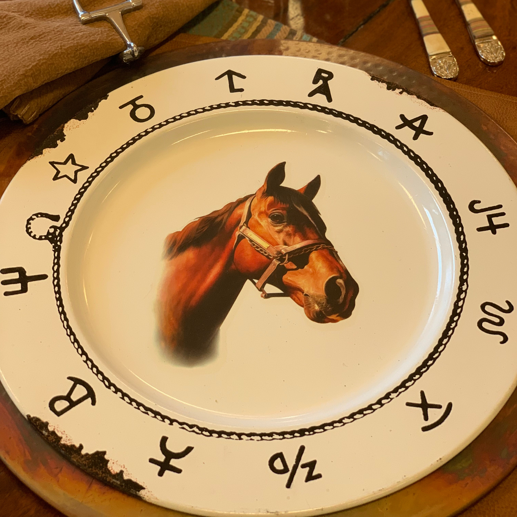 Western Plate Charger