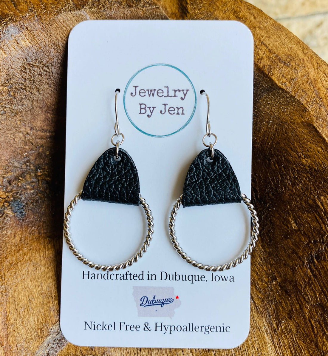 Twisted Hoop: Black