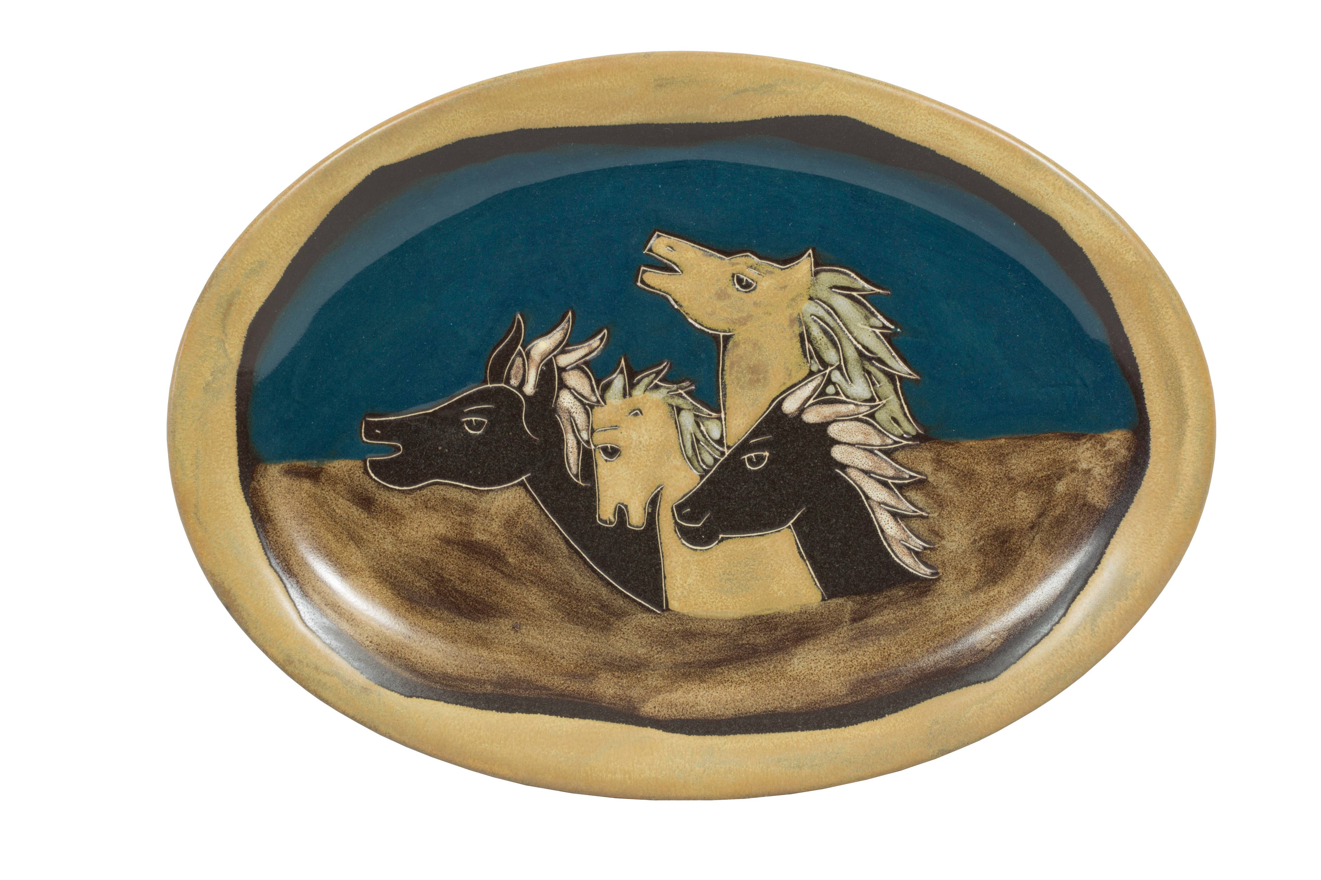 Mara 13" Oval Serving Platter - Horses